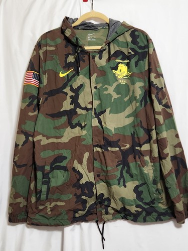 CHAQUETA CAMUFLAJE Oregon PATOS Fútbol Nike Día del Veterano Para Hombre XL - Imagen 1 de 9