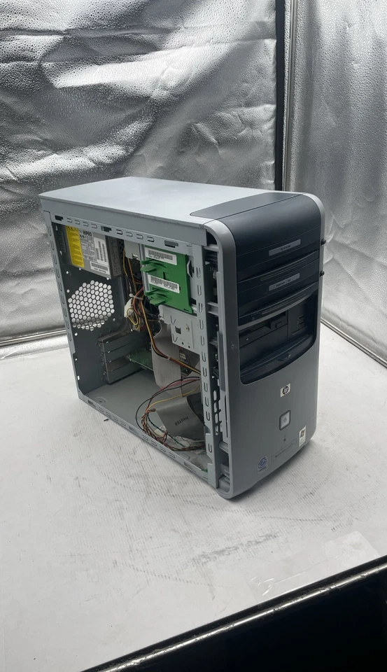 HP Pavilion a305w Intel Celeron Windows XP Tower Computer Desktop PC No HDD - Image 2 of 4