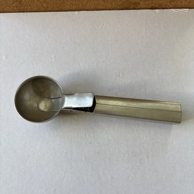 Vtg Arnold C Eichin Inc Aluminum Ice Cream Scoop w/Thumb Lever