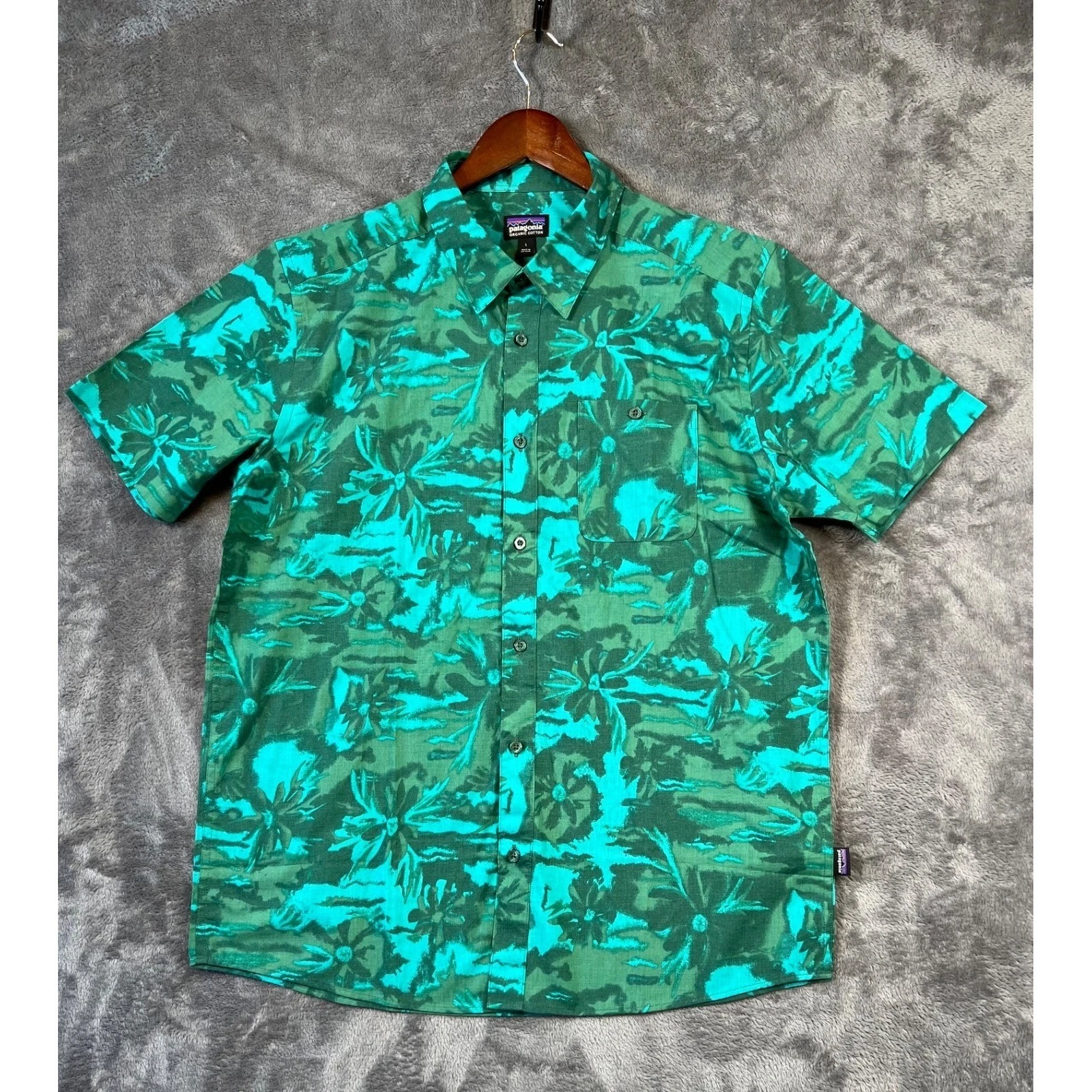 Patagonia GoTo Shirt Mens Large Green Floral Short Sleeve