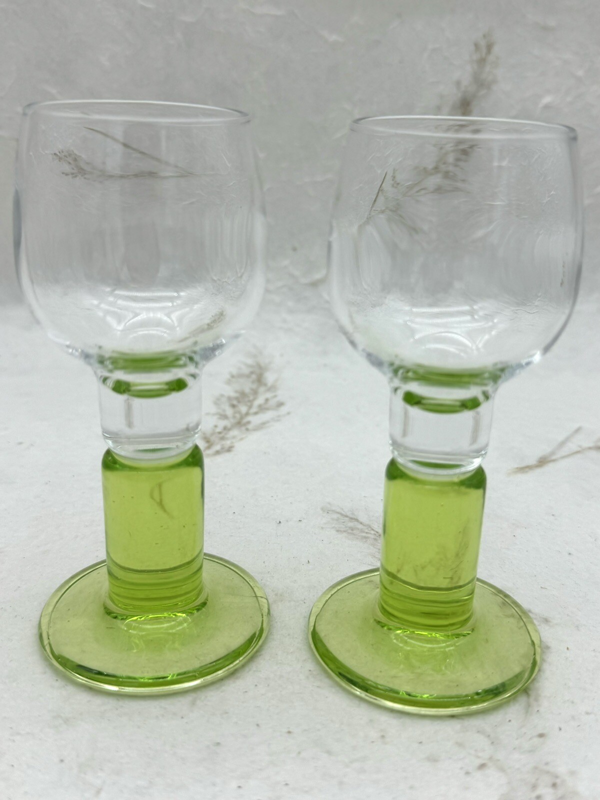 Bormioli Rocco Limoncino Cordial Liqueur Glasses 2 oz Green Footed Set of 2