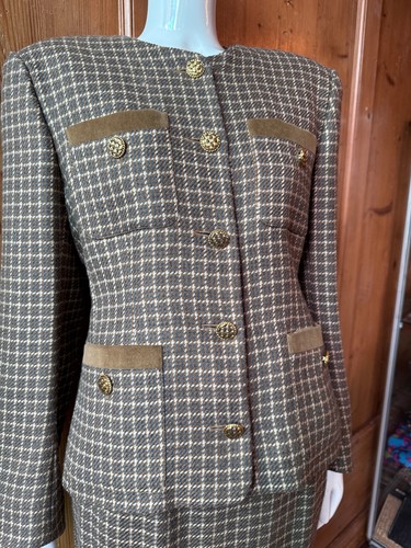 Jaeger tweed suit 1980s jacket skirt gold buttons size 10 - Picture 3 of 10