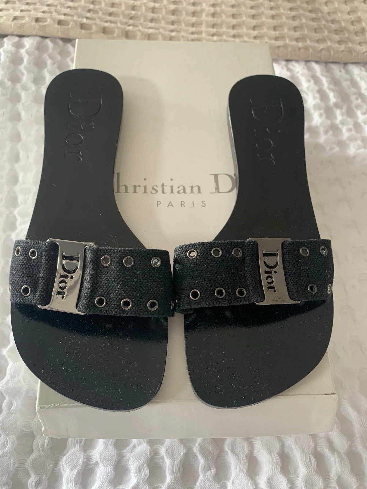 Sandales de rue noires Christian Dior taille 36. PRIX CONSEILLÉ porté une fois