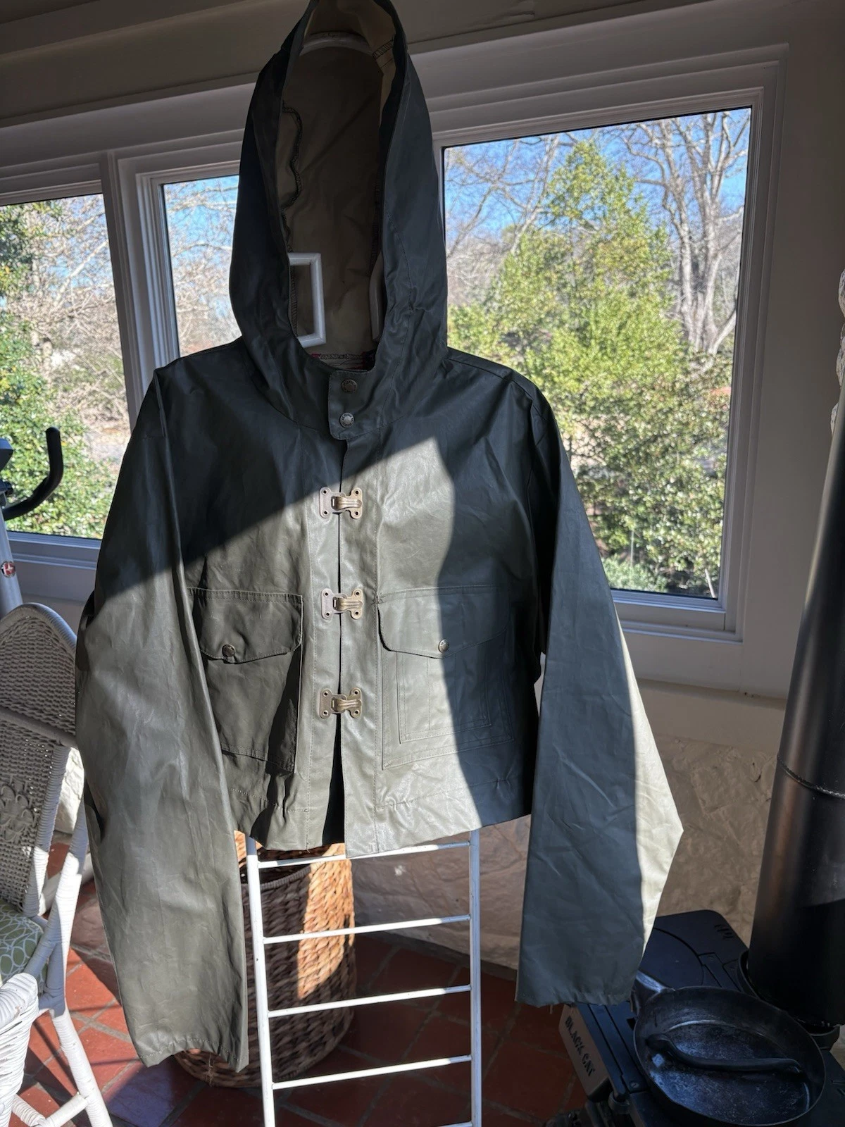 Original Filson Wading Rain Jacket Size XL
Opens in a new window or tab