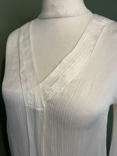 Massimo Dutti Ivory Silk Long Sleeve Blouse Tie Cuffs Crinkle Size UK 10 EU 38 - Picture 5 of 6