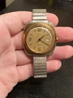 Timex Viscount 1976 Gold Tone Mens Vintage 1970s HTF USA Made Band