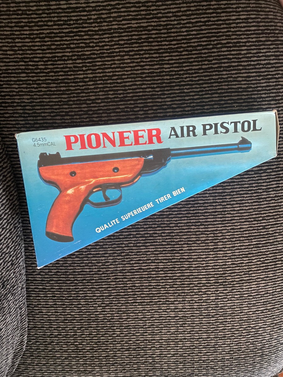 Vintage Pioneer Air Pistol Cal. 177 Wood Stock - WORKS- New Vintage Pioneer Air Pistol Cal. 177 Wood Stock - WORKS- New