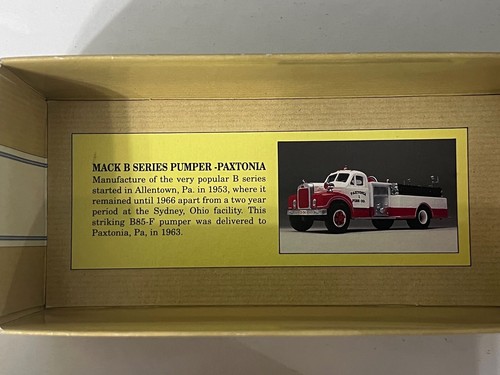 CORGI Classics #98486 MACK B Series Pumper Paxtonia 1995 Mattel - Picture 4 of 8