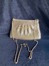 Vintage Gold Tone Metal Mesh Evening Bag With Shoulder Chain  Zipper Closure