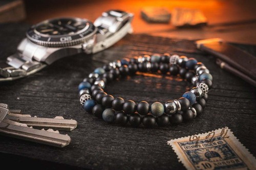 6 mm - Pulsera elástica de ónix doble envoltura y ágata azul con cuentas de plata - Imagen 3 de 3