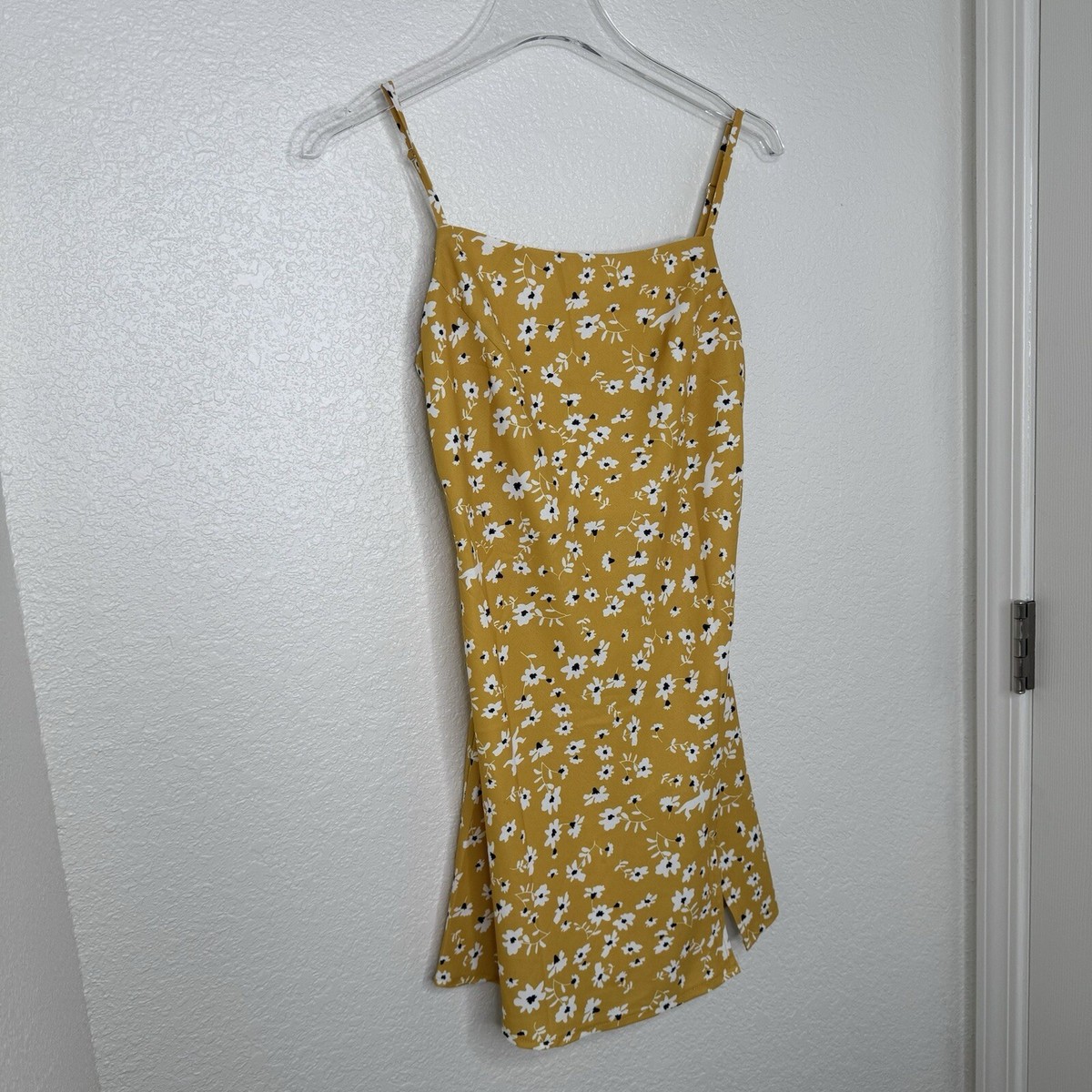 princess polly dawson mini dress Princess Polly Dawson Mini Yellow Floral Mini Dress Womens Size 2 NWOT New