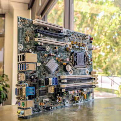 HP 657094-001 Desktop Motherboard for HP Compaq 8300 Elite SFF