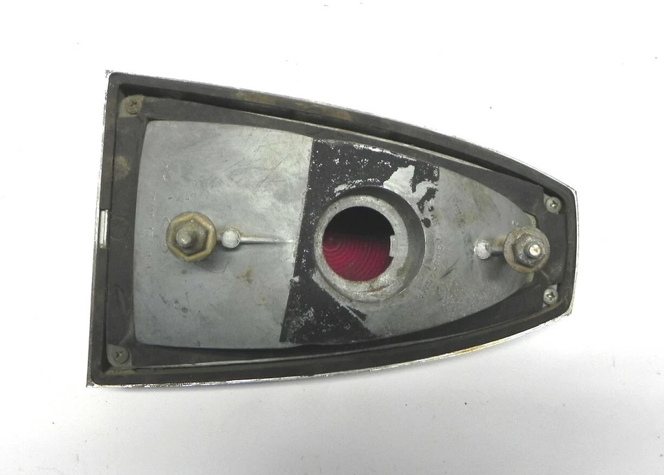 1965 MERCURY MARAUDER METEOR TAIL LIGHT LENS & ASSEMBLY FORD #C5MB-13440-A USED - Image 3 of 4