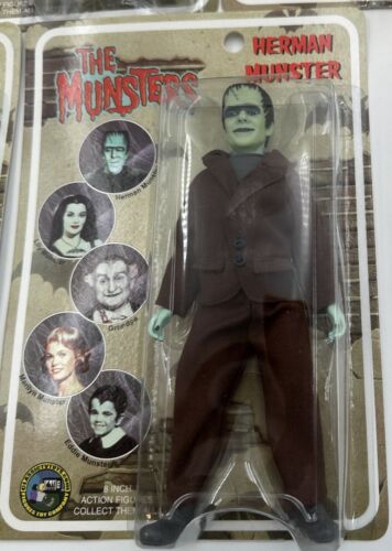 ! Kompletter Satz 5 Munsters Classic TV Spielzeug 8" Figuren Neu auf Karte 2004 - Bild 6 von 24