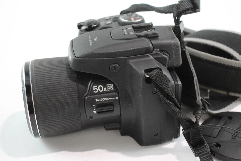 Fujifilm FinePix SL1000 Digital Bridge Camera w/ 50x Optical Zoom Lens - Image 4 of 4