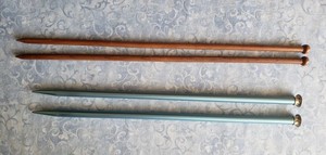 2 Pairs KNITTING Needles Size 15 Susan Bates 14” + Size 11 unbranded Wood 15”