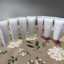 Mary Kay Satin Hands Gift Set Travel Size