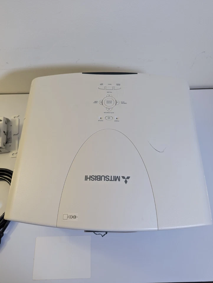 Mitsubishi WD3300U DLP Projector 4000 ANSI Conference Room HD HDMI - Image 3 of 4