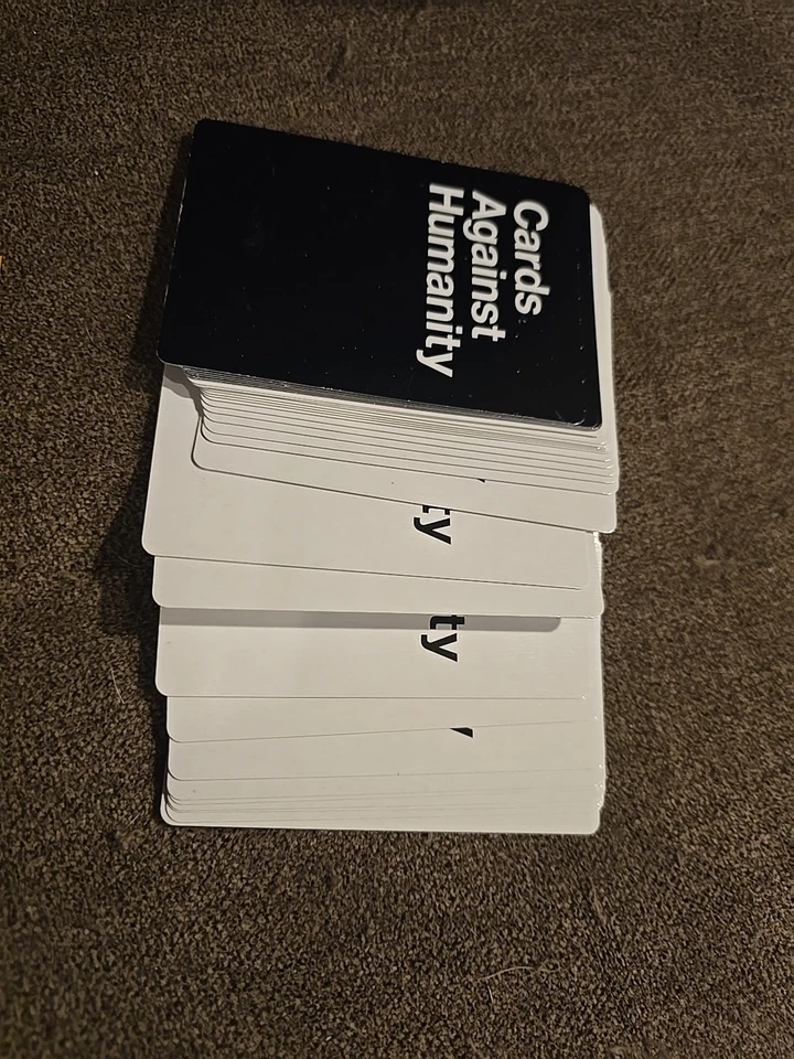 Cartões Contra a Humanidade Pacotes Geek Novos Selados E Diversos Conjunto de Cartas Duplicadas - Imagem 4 de 4
