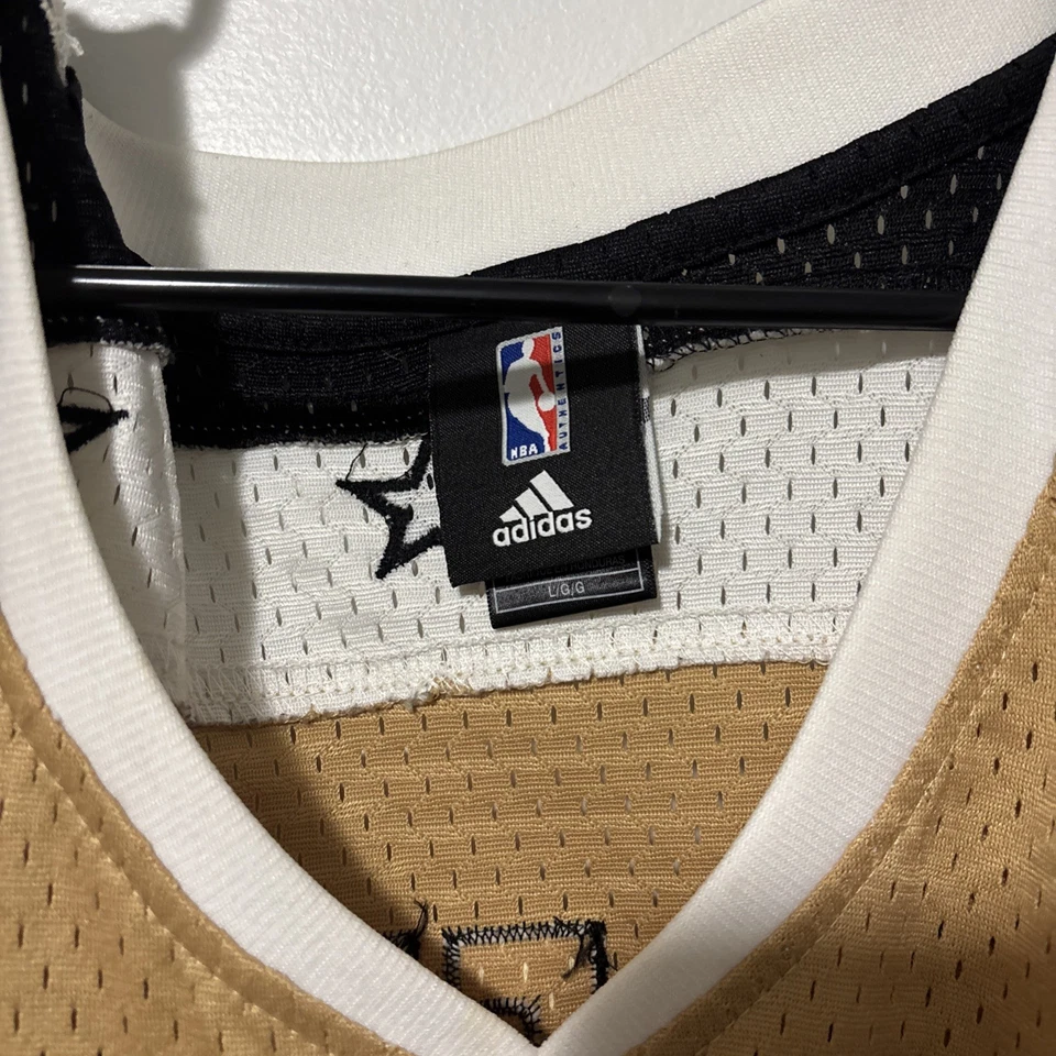 Camiseta Gilbert Arenas #0 Washington Wizards Gold XL Adidas Swingman Vintage Nova Com Etiqueta - Imagem 3 de 4