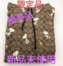 Limited item Coach X Peanuts snoopy Hoodie