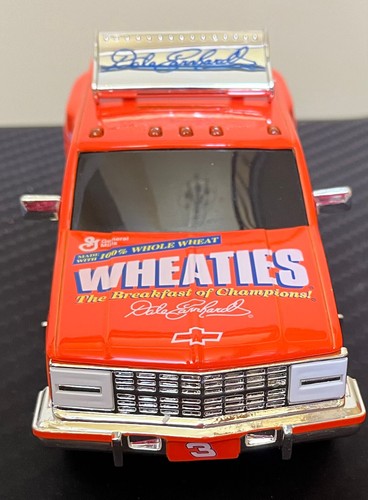 1:24 General Mills Dale Earnhardt #3 Goodwrench Wheaties 1997 Chevy Truck (New) - Picture 2 of 8