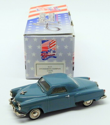 American Classics 1/43 Scale Model AA1 - 1951 Studebaker Champion Coupe - Blue