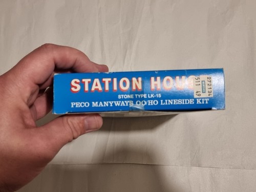 PECO LK-15 LK15 STATION HOUSE STONE MANYWAYS LINESIDE KIT UNUSED BOX OO HO GAUGE - Picture 8 of 9