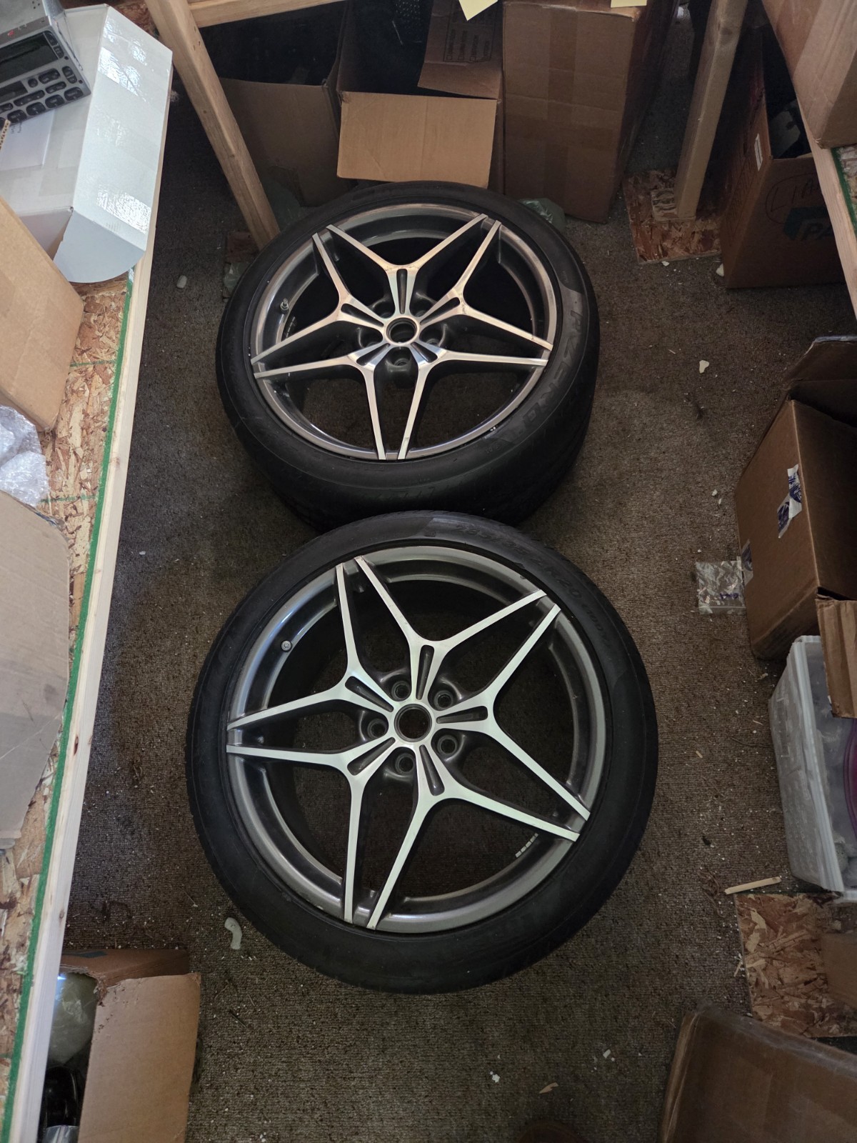 2009-2014 Ferrari California Rear Wheels Tires Set of 2 Rim OEM 10Jx20EH2+52.5