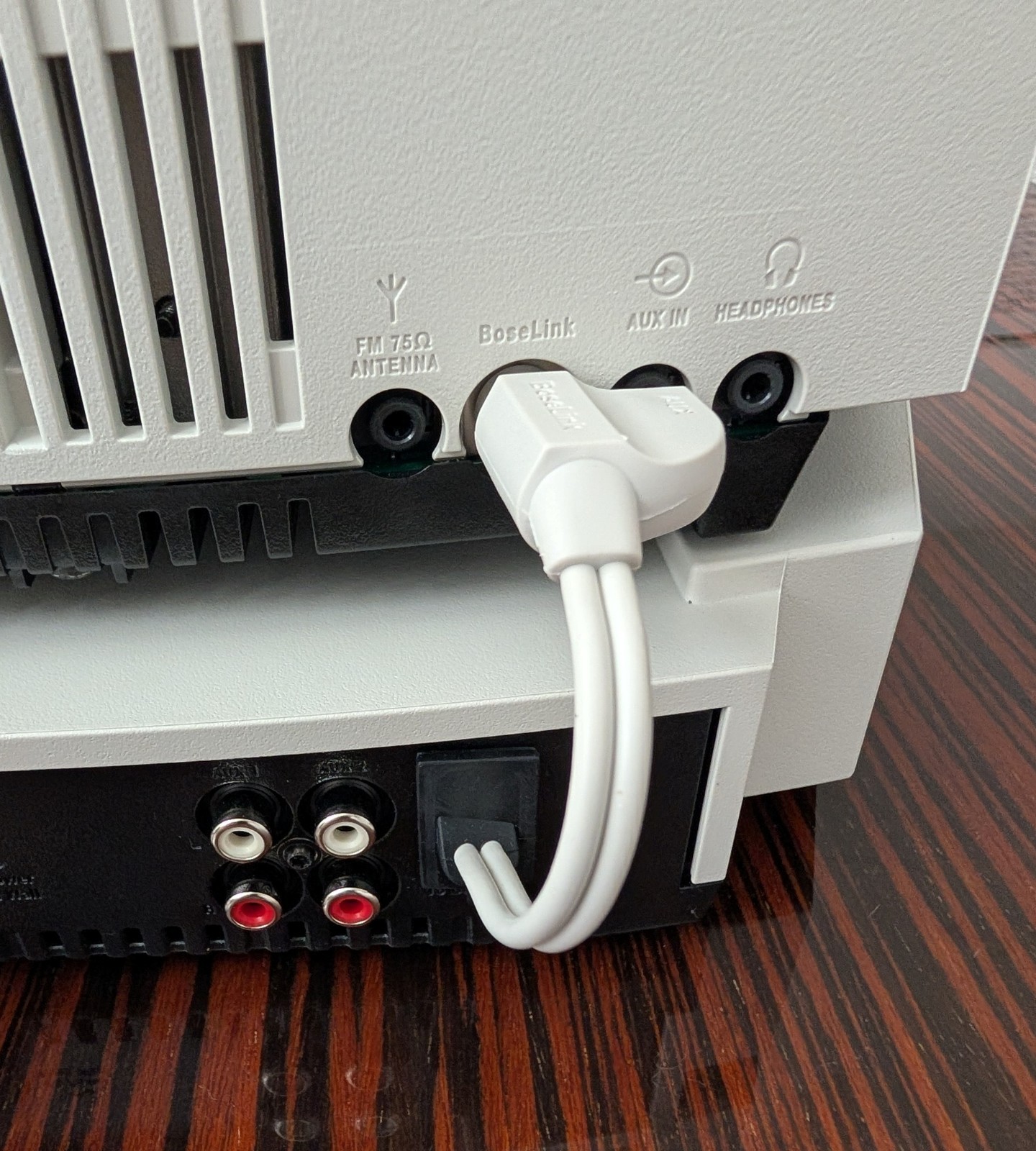 Bose Wave Music System III CD AM/FM W/ 3 CD Changer & Remote Control