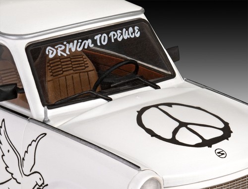REVELL 67713 Model Set Trabant 601S "Builder's Choice" # NEU in O - Picture 3 of 9