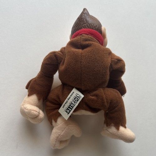 Target Pre Order Donkey Kong Peluche DK64 RARO Nintendo 64 N64 Store Promo Giocattolo - Foto 4 di 9