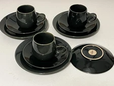10 pcs. Lindt Stymeist Green Tea Coffee Cups, 6.5” Saucers, 8.25” Dessert Plates