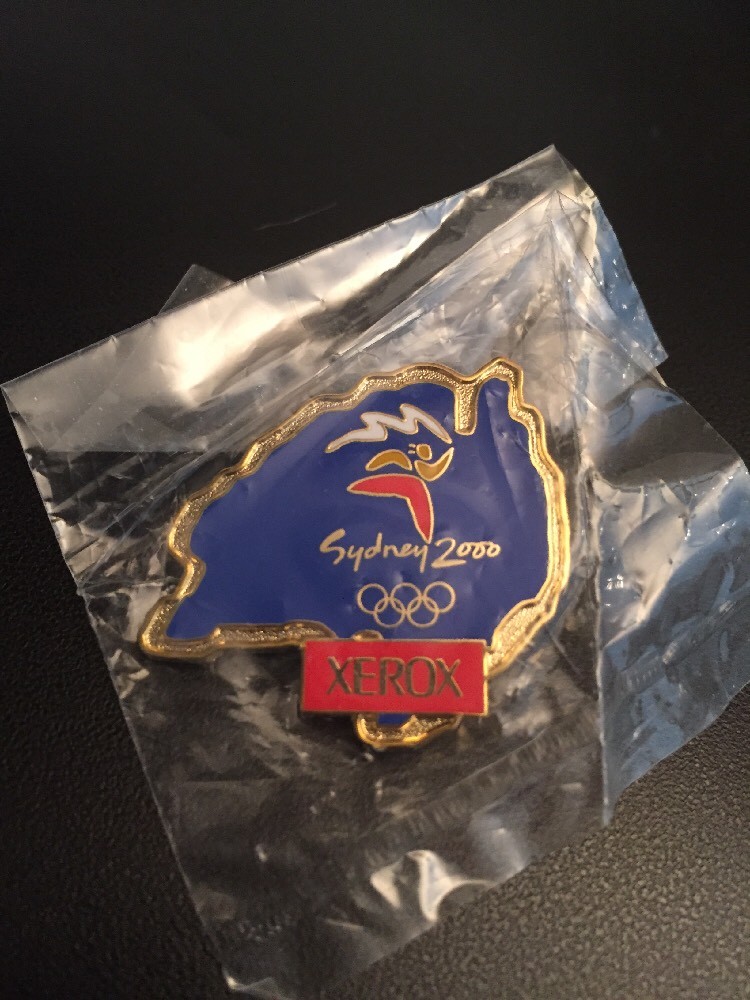 2000オリンピック pins collection $_57.JPG?set_id=880000500F