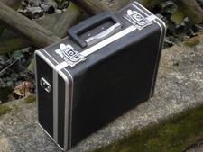 BW Bundeswehr Kiste Box Werkzeugkoffer Flightcase Koffer 33x29x13cm -mit Dellen-