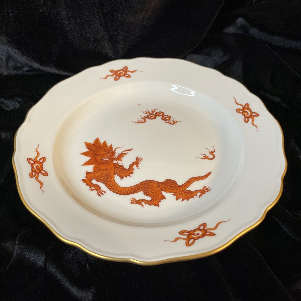 Meissen Hand Painted Red & Gold Ming Dragon Tea Cup & Saucer Meissen Hand Painted Red & Gold Ming Dragon Tea Cup & Saucer