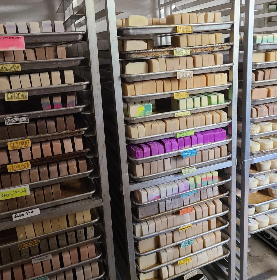 批量 6 件 手工制作 山羊奶皂,6 件 + 样品,快速发货 — 第 4/4 张图片