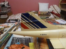 NEUF HELLER 1/125 maquette avion 80445 Concorde année 1986