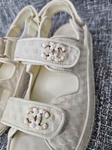 CHANEL Cream Tweed Fabric Dad Sandals Size 39 - Picture 11 of 22