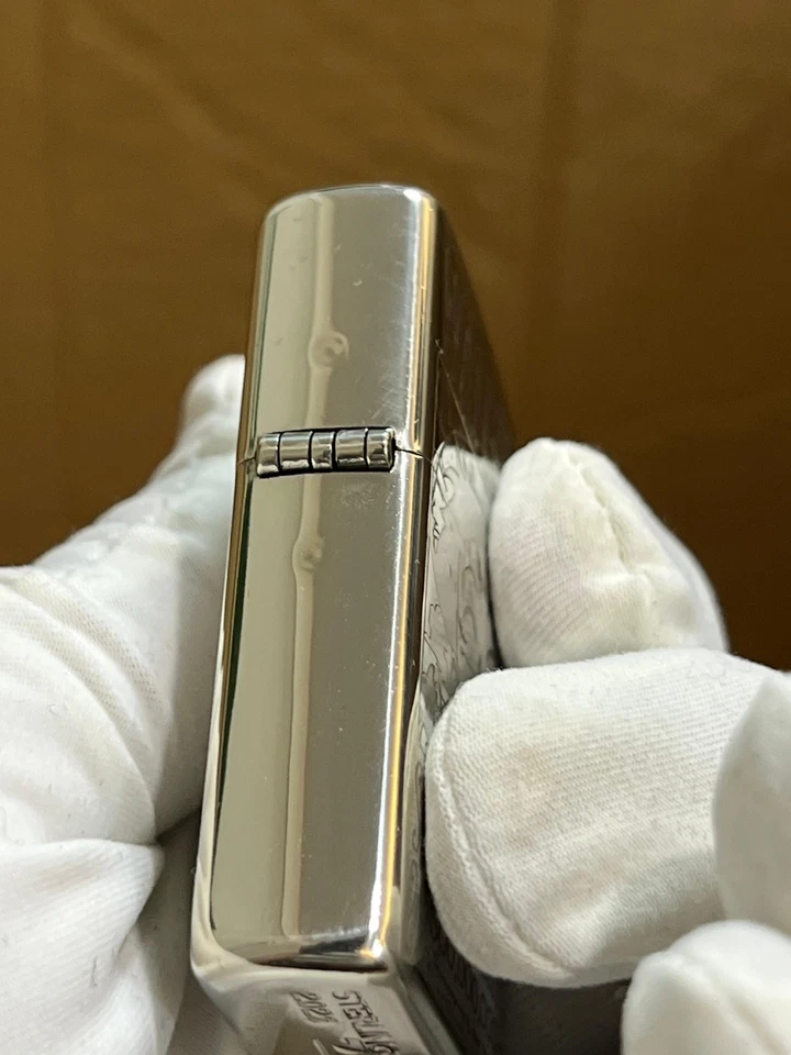 Zippo Lighter ONE PIECE MONKEY D. LUFFY WANTED SILVER + New Box - Image 3 of 4