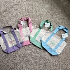 Trader Joe’s limited edition compete set of spring mini totes! NWT