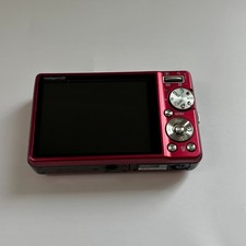 Samsung PL70 Digital Camera Built-in Flash AF Lock Red with sd card, charger