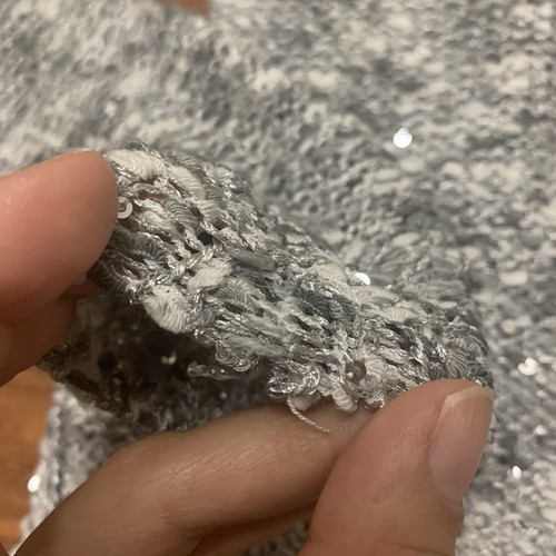 Maglione donna Apt 9 argento grigio brillante con paillettes e strato panna trasparente taglia S - Foto 9 di 10