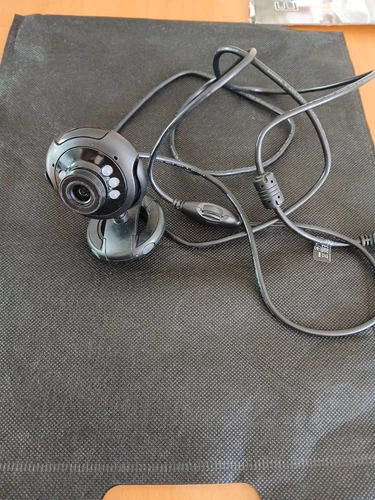 Trust 16428 - Webcam 1,3 Megapixel Schwarz USB 2.0 1280 x 1024 Pixel...