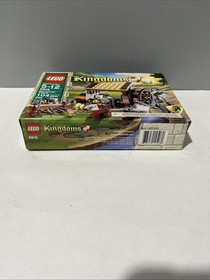 LEGO Castle Kingdoms Blacksmith Attack (6918) Factory Sealed