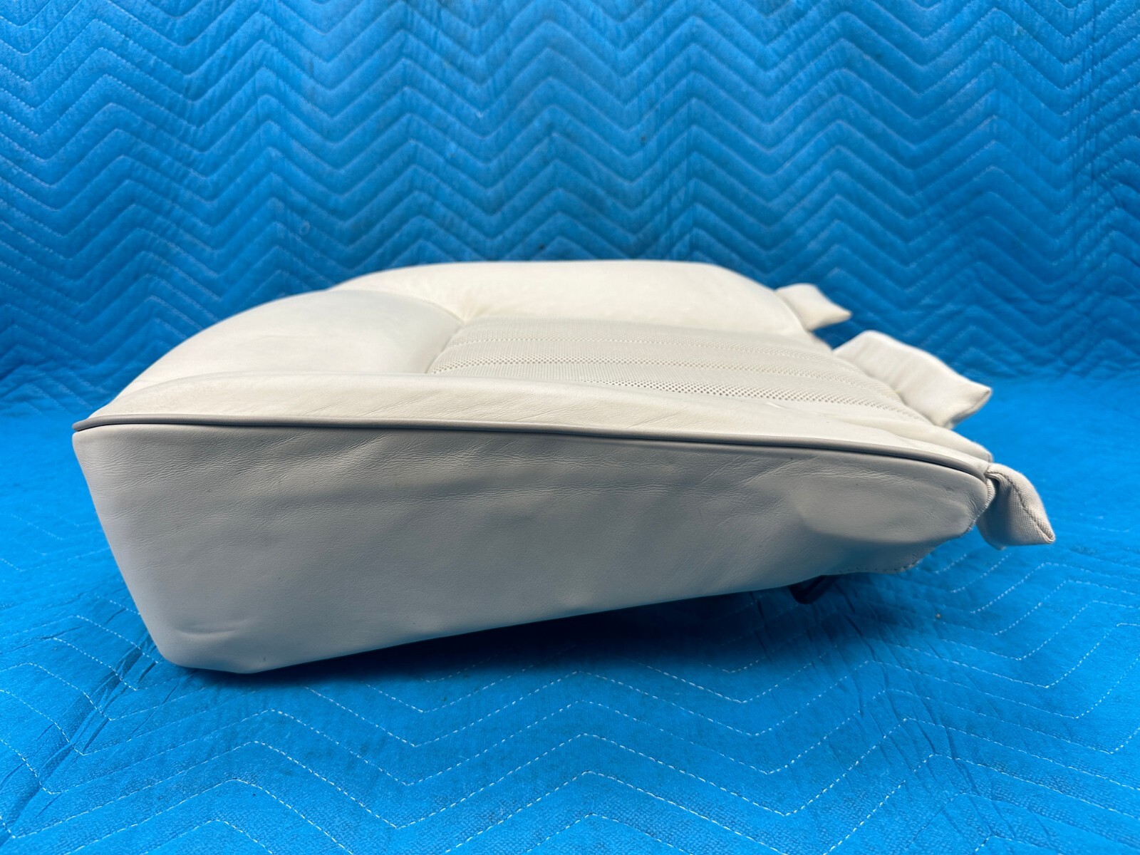 Bentley Flying Spur Rear Seat Lower Cushion Passenger's Side Ivory 2008-2012 OEM