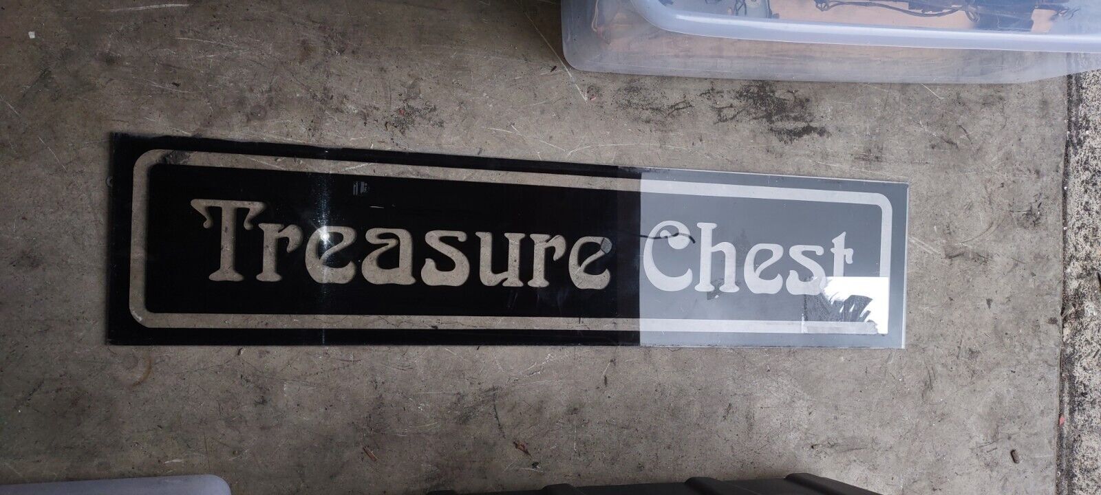 Picture 1 of 1
