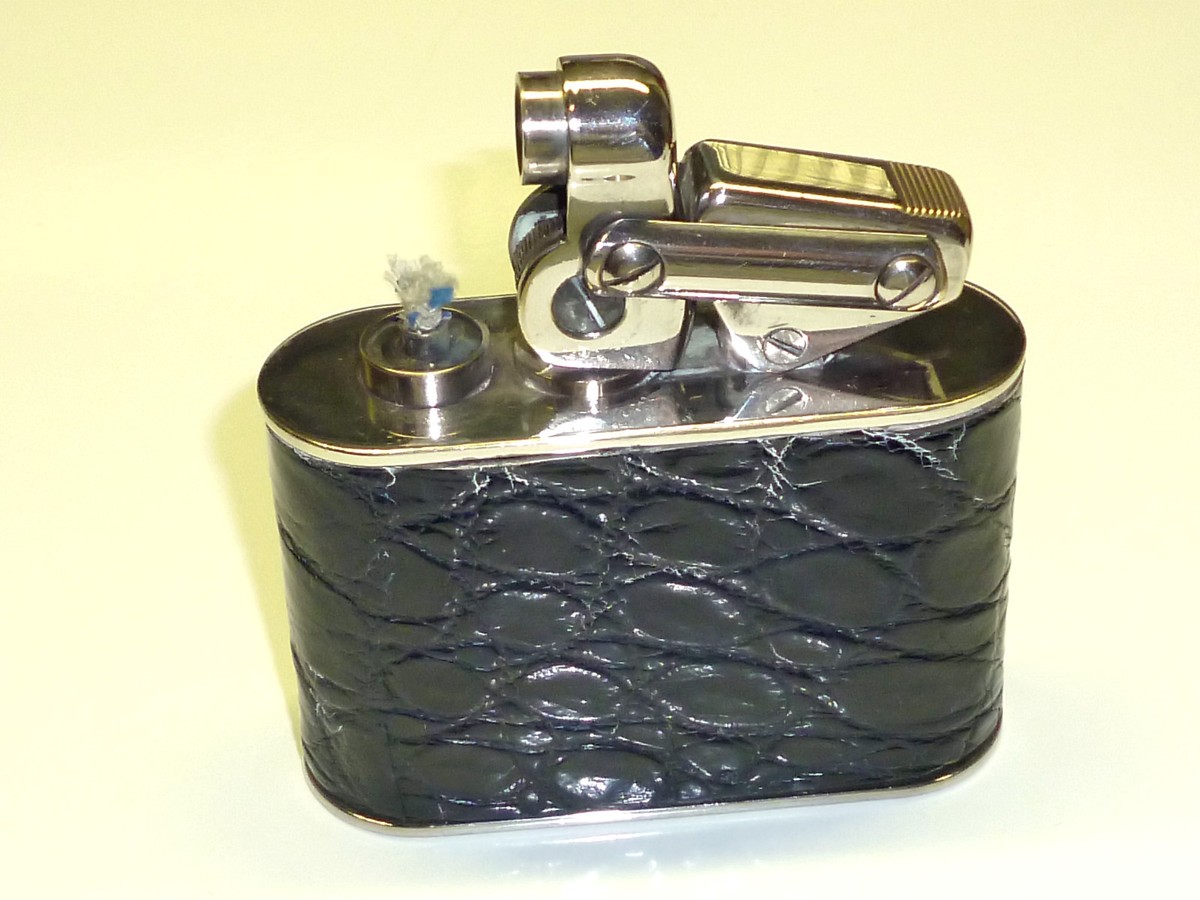 Kw (Karl Wieden) Semi-Automatic Table Lighter - Black Leather Coat