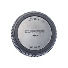 OLYMPUS ORIGINAL REAR LENS CAP 4 OM-SYSTEM LENS 3 / EX / 90 DAY WARRANTY