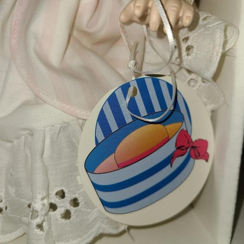 Seltene Welt Galerie Puppen ""Rosie"" aus meiner Hut Box Sammlung 16" Porzellan Puppe - Bild 6 von 12